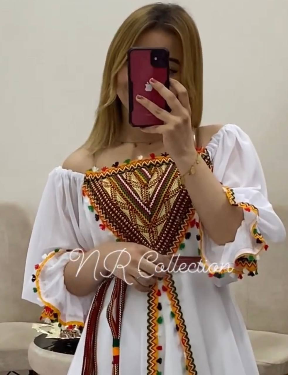 فستان قبائلي - ابيض