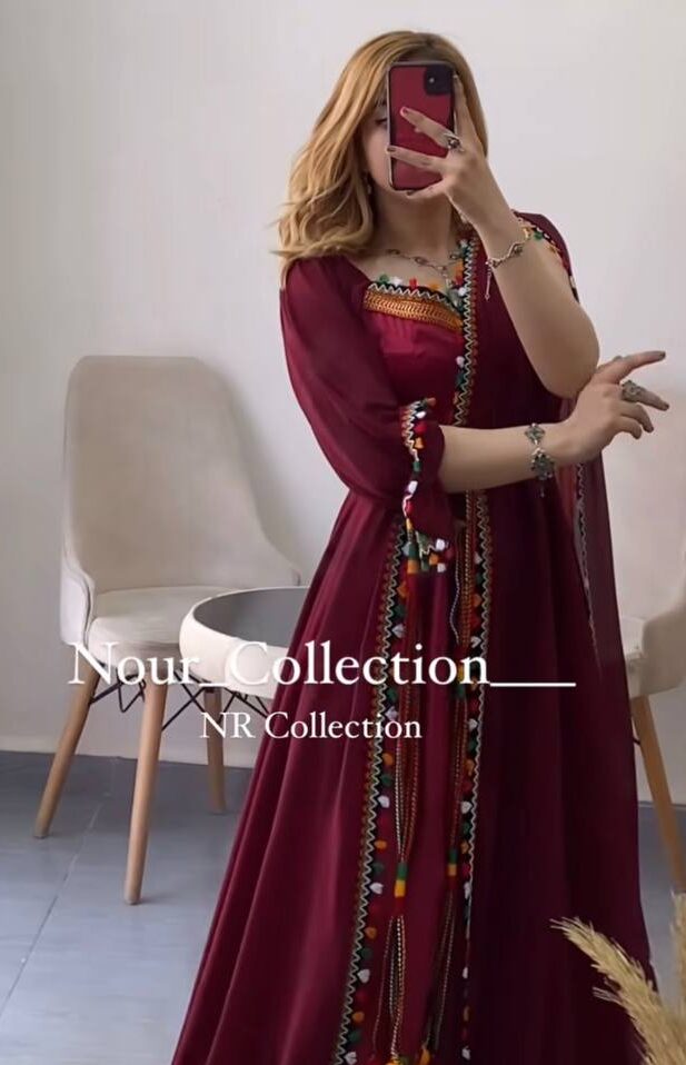 فستان قبائلي عصري - بورغاندي