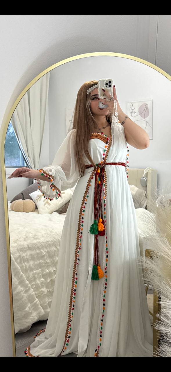 photo_2026-01-16_21-01-23 فستان قبائلي عصري -ابيض