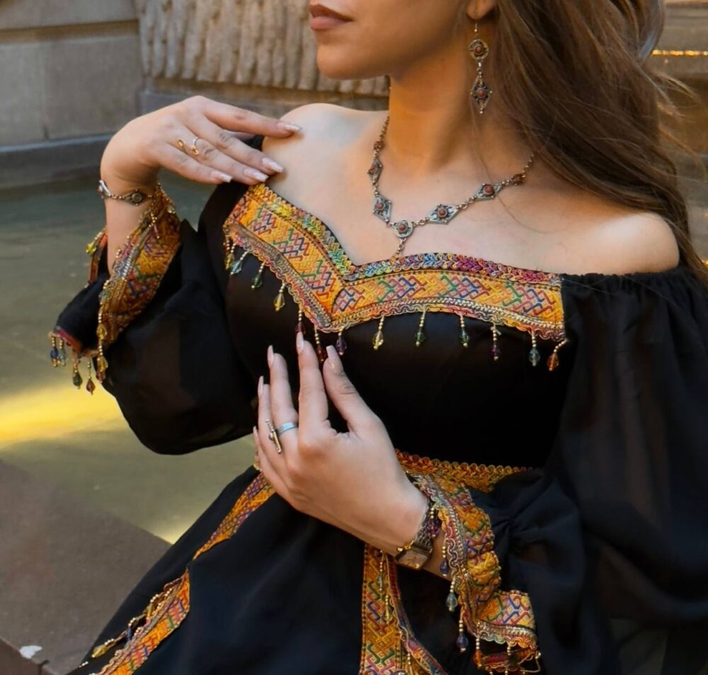 ملحفة قبائلية ماسيفا - سوداء